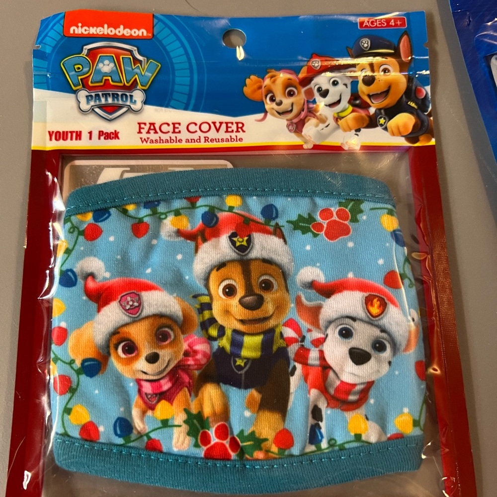 3 Pkgs NWT Kids Disney/Nickelodeon Christmas Characters Face Masks by Bioworld